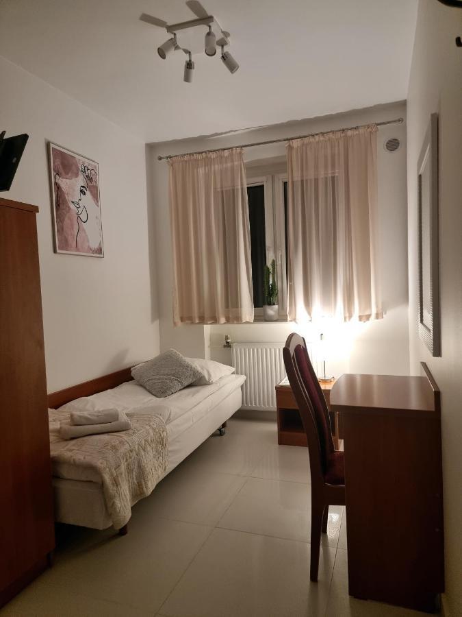 Hotel Jola เชสเนีย ภายนอก รูปภาพ