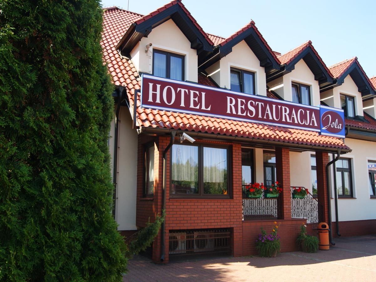 Hotel Jola เชสเนีย ภายนอก รูปภาพ